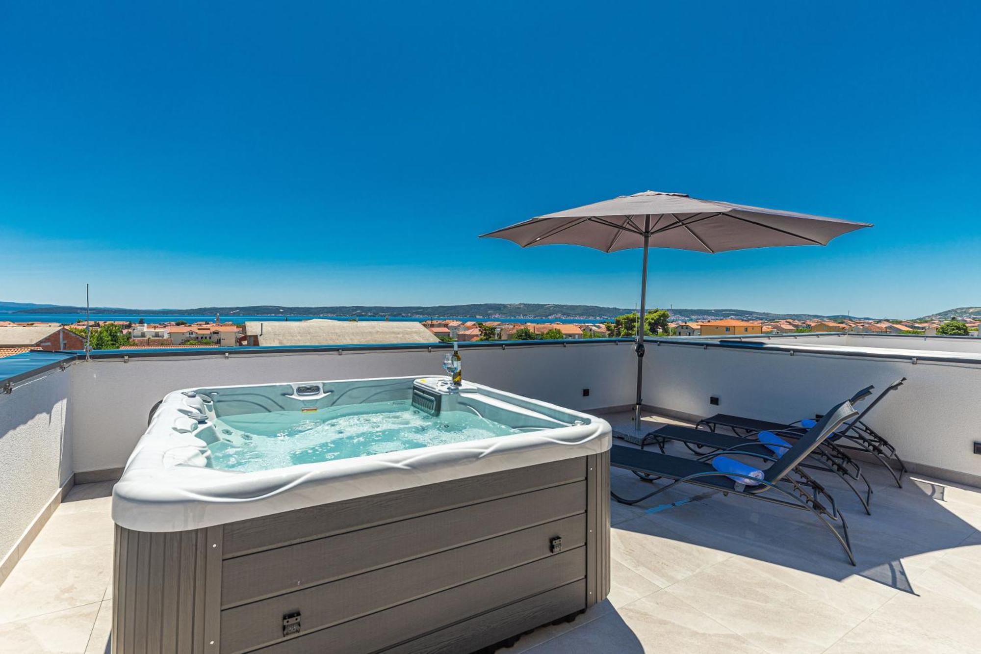Rooftop New Castel 2023 Kaštela 外观 照片